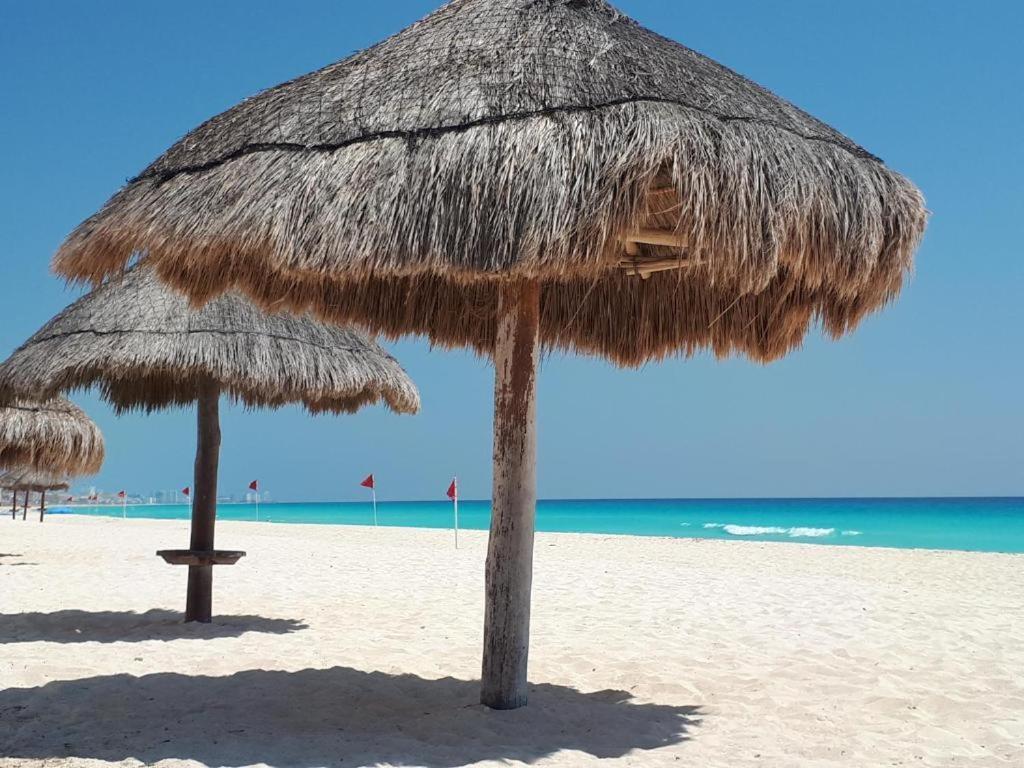 Departamentos Al Lado Del Mar En Zona Hotelera Cancún Buitenkant foto