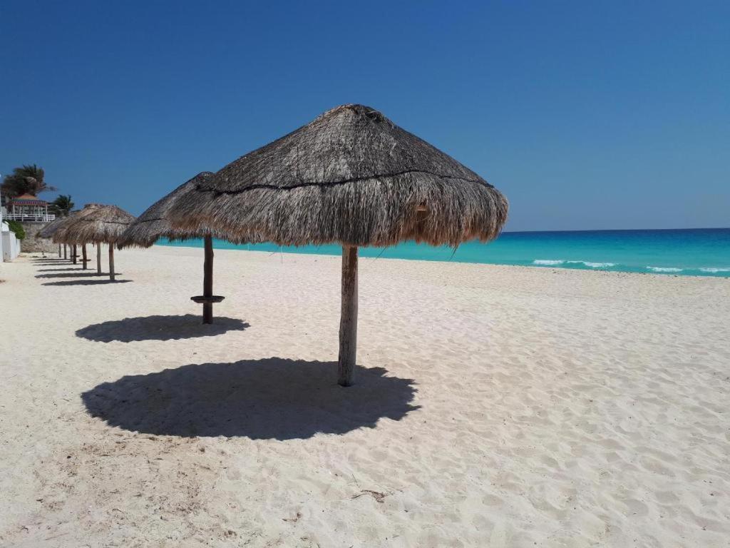 Departamentos Al Lado Del Mar En Zona Hotelera Cancún Buitenkant foto